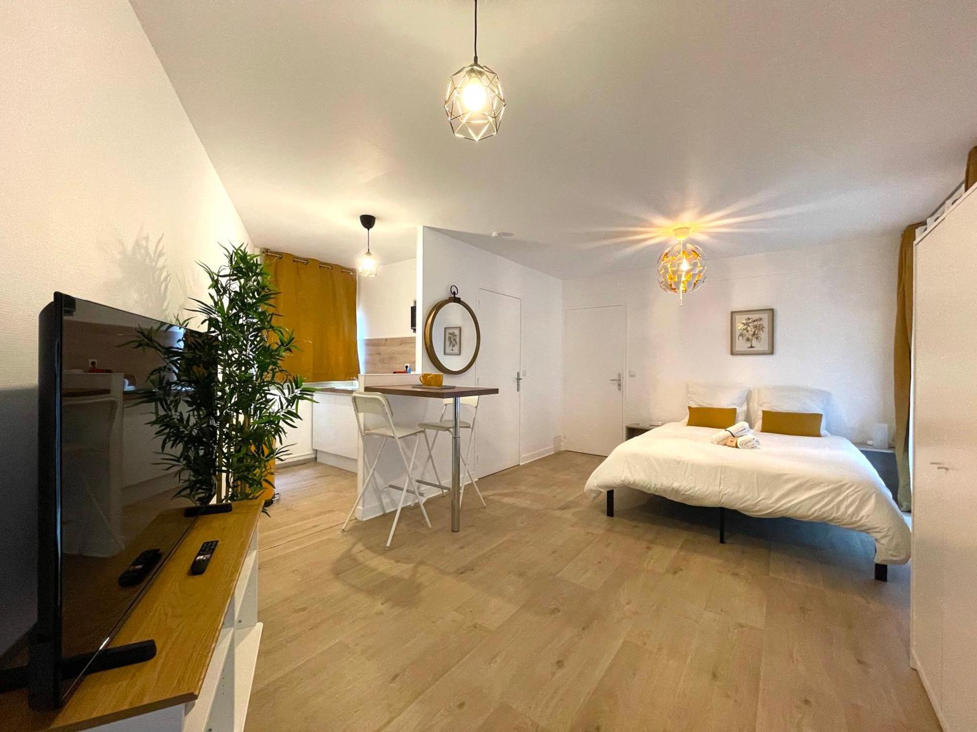 Les Entrepreneurs - Appartements Neufs Et Spacieux, Proche Rer C Et Aeroport Orly Morangis  Exterior photo